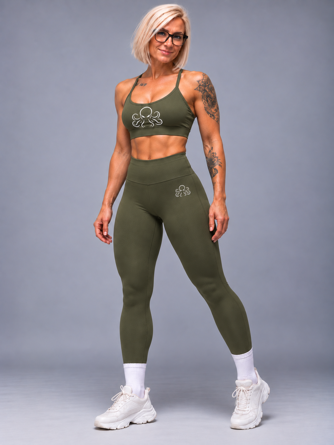 Ensemble SSS femme kaki – legging taille haute et brassière assortie, vue de face